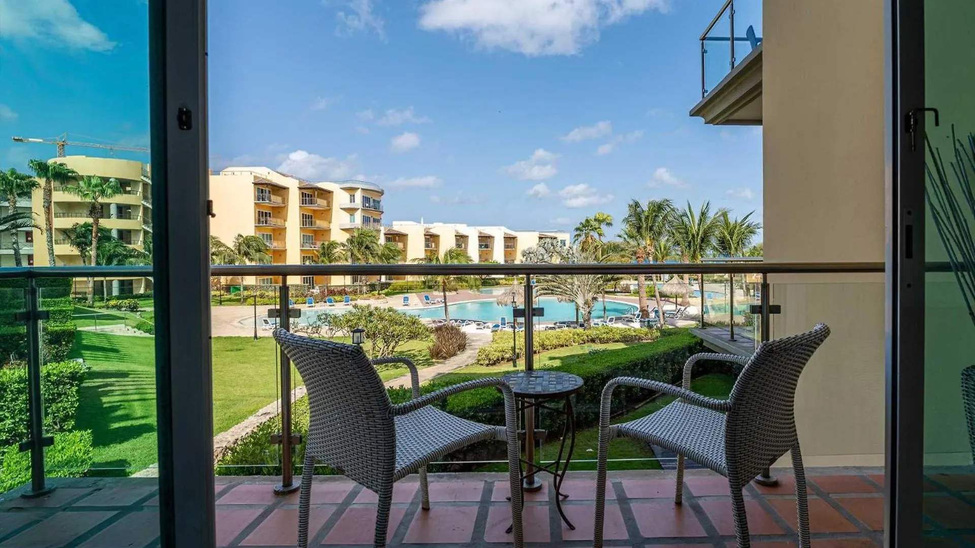 펜션 Beachfront - Ambiente Elegante 2Br Condo - Bc256 팜비치 아루바